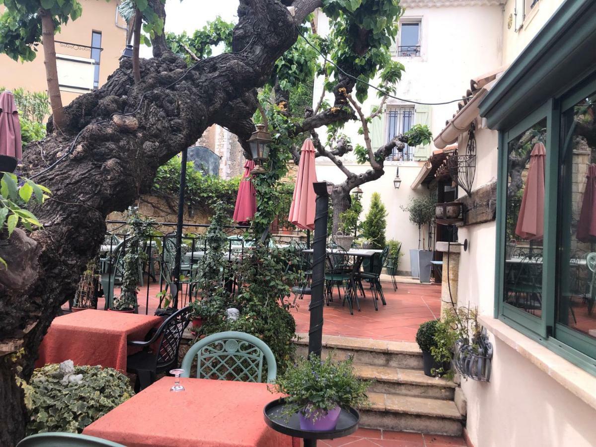 Hotel Le Provencal Aups Exteriér fotografie